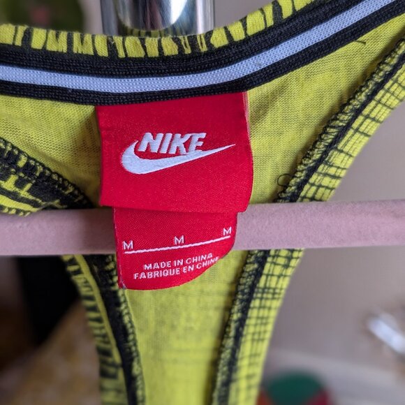 Nike Crop Top Athletic Top - Picture 4 of 6